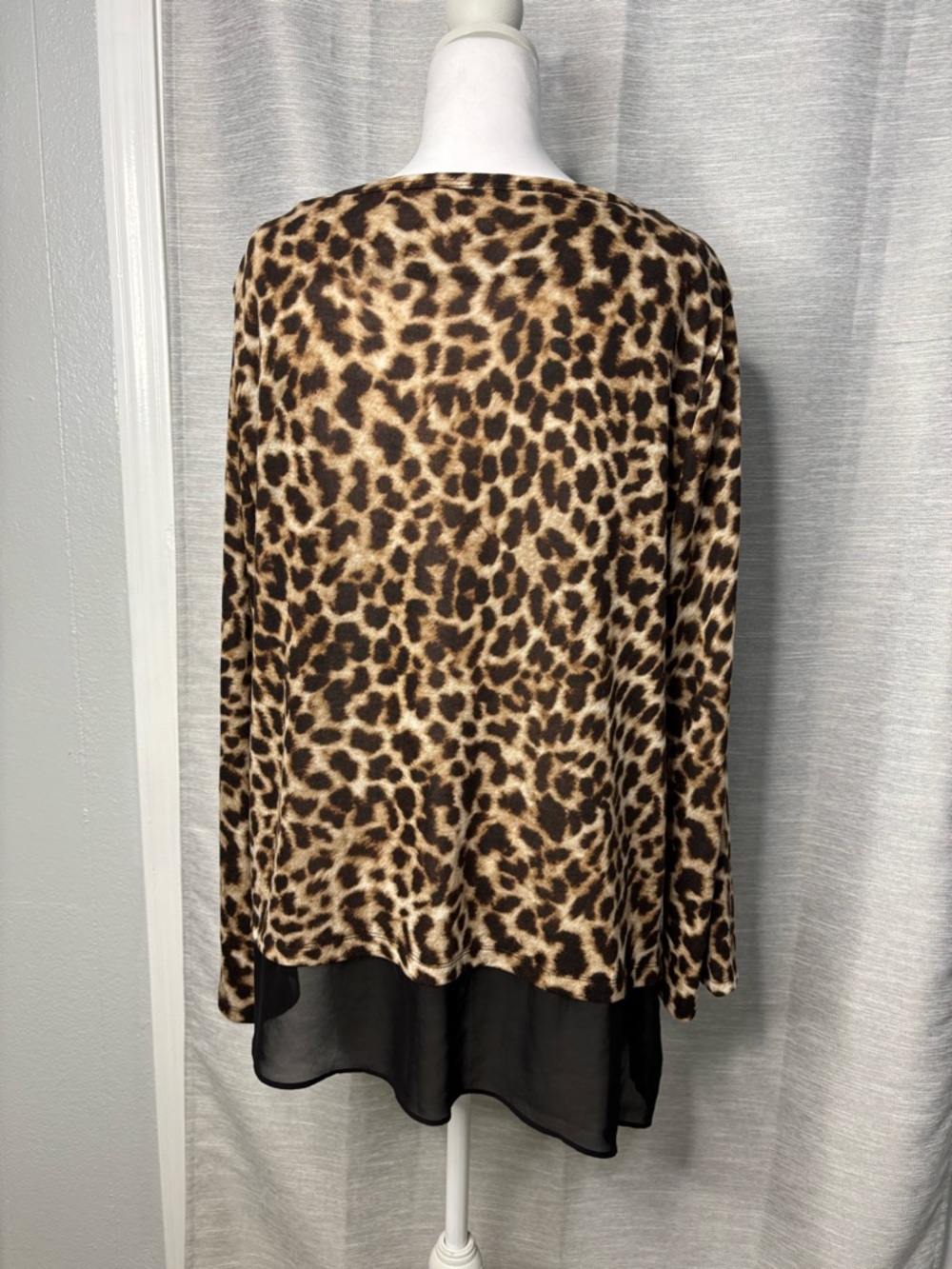 Leopard Print Layered Hem Blouse - Brown - Picture 3 of 6